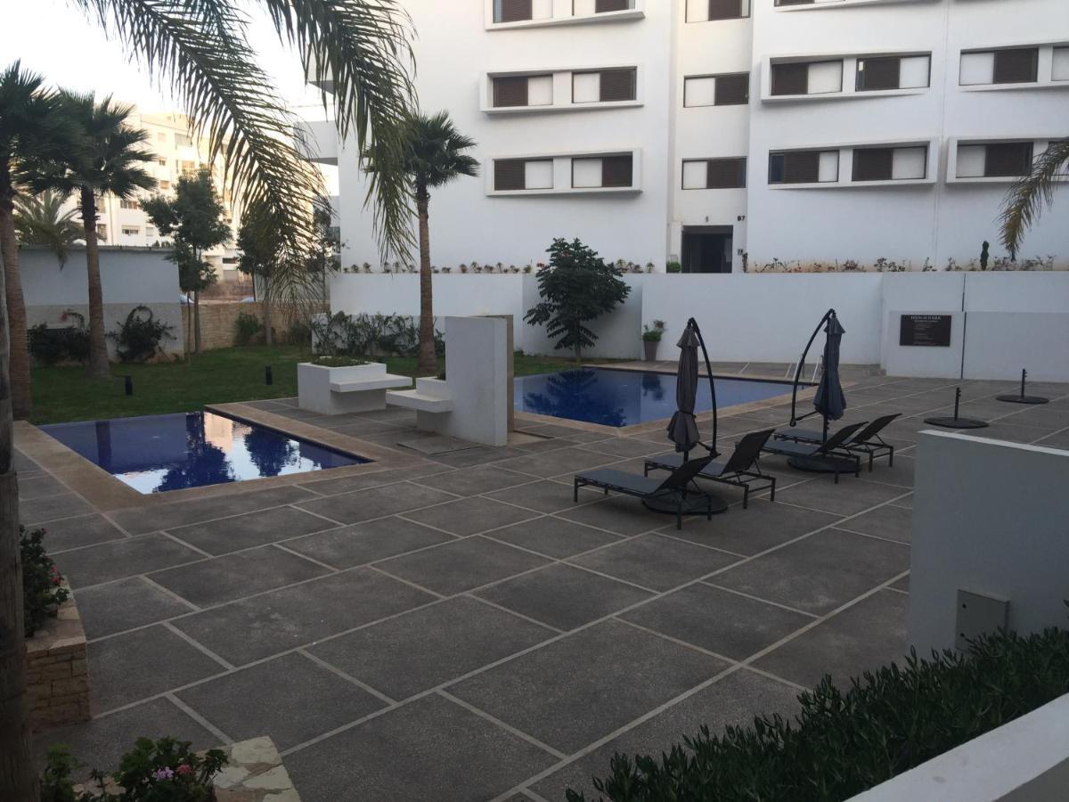 Luxury Apartment 100Sqm With Pool Near Beach Wifi Unlimited With Optical Fiber Agadir Eksteriør billede